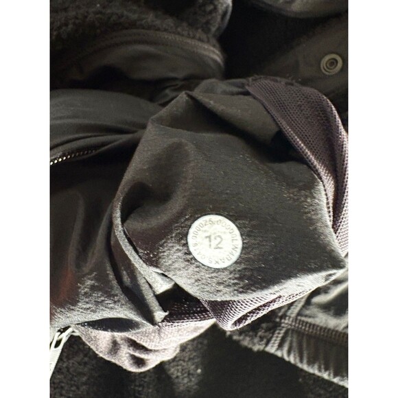 Lululemon Women's Two Tone Fleece Jacket Size 12 Black - Picture 9 of 10